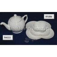 Czajnik porcelanowy z metalowym sitkiem koniczynka